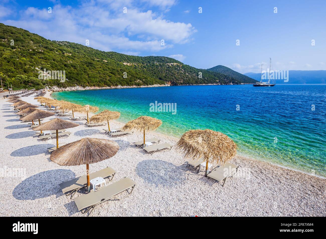 Cefalonia, Grecia. Vista aerea della spiaggia di Antisamos. Foto Stock