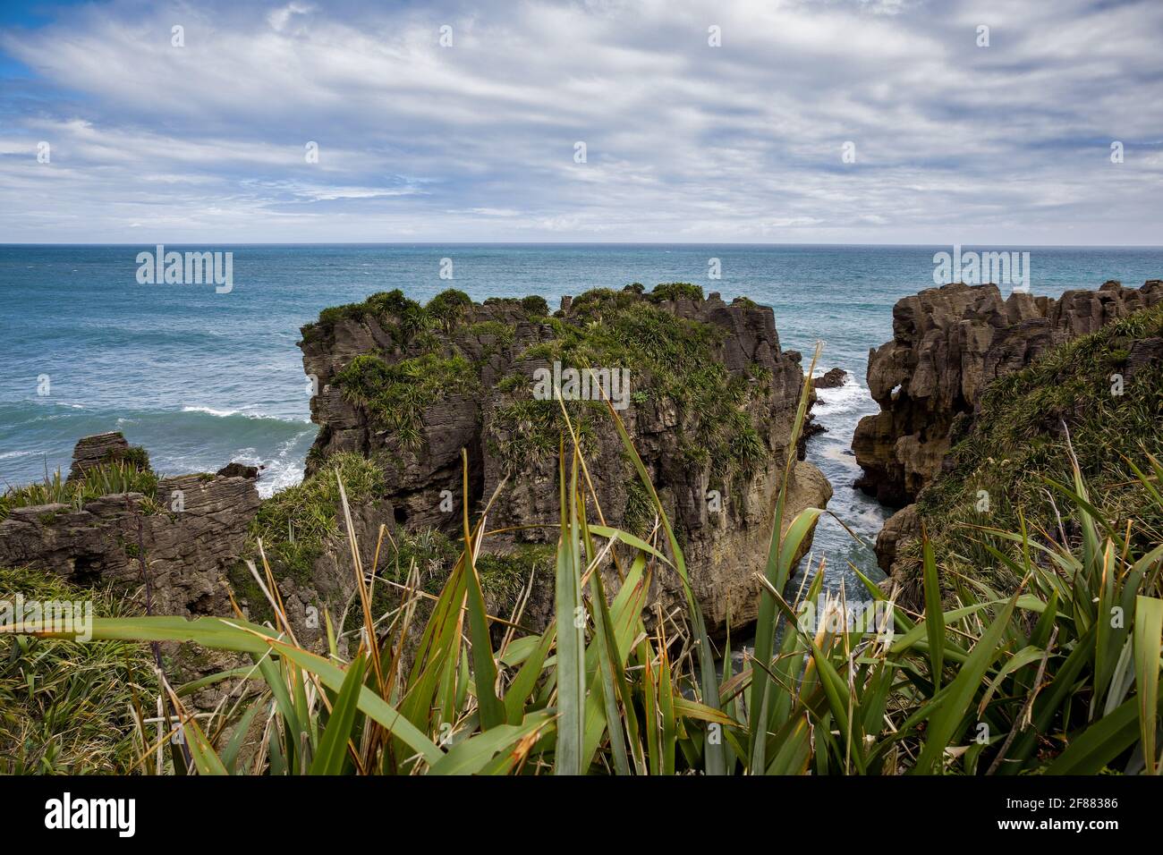 Pancake rocce vicino Punakaiki in Nuova Zelanda Foto Stock