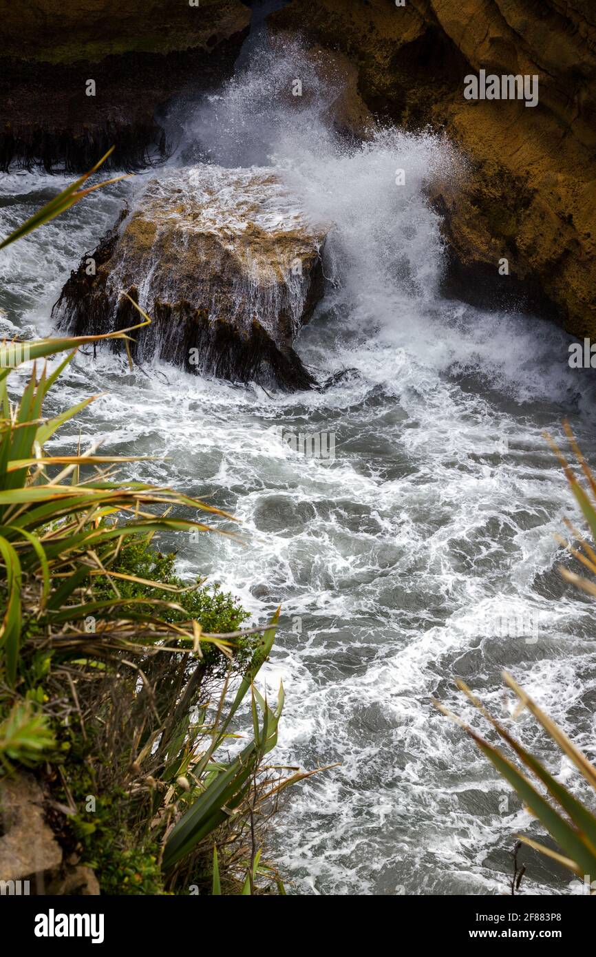 Rocce di pancake vicino Punakaiki in Nuova Zelanda Foto Stock