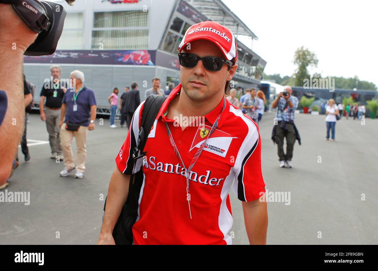 Monza, Italia. 11 Settembre 2011. Monza, Italia - 11 settembre 2011: Campionato del mondo di Formula uno FIA F1 con Felipe massa, Scuderia Ferrari. Team, Motorsport | Use worldwide Credit: dpa/Alamy Live News Foto Stock
