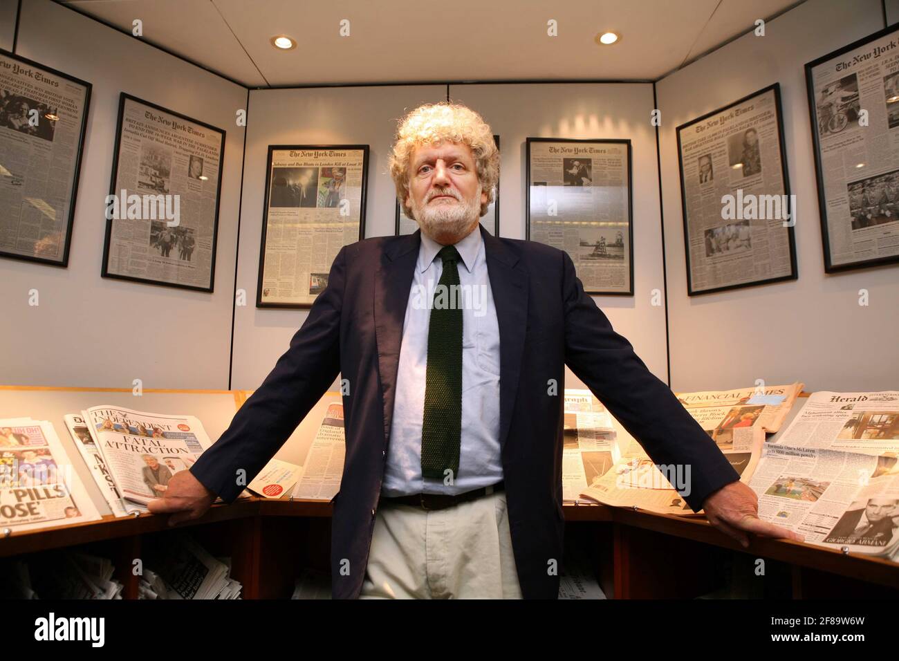 John F Burns... Capo dell'ufficio di Londra del New York Times. pic David Sandison 15/9/2007 Foto Stock