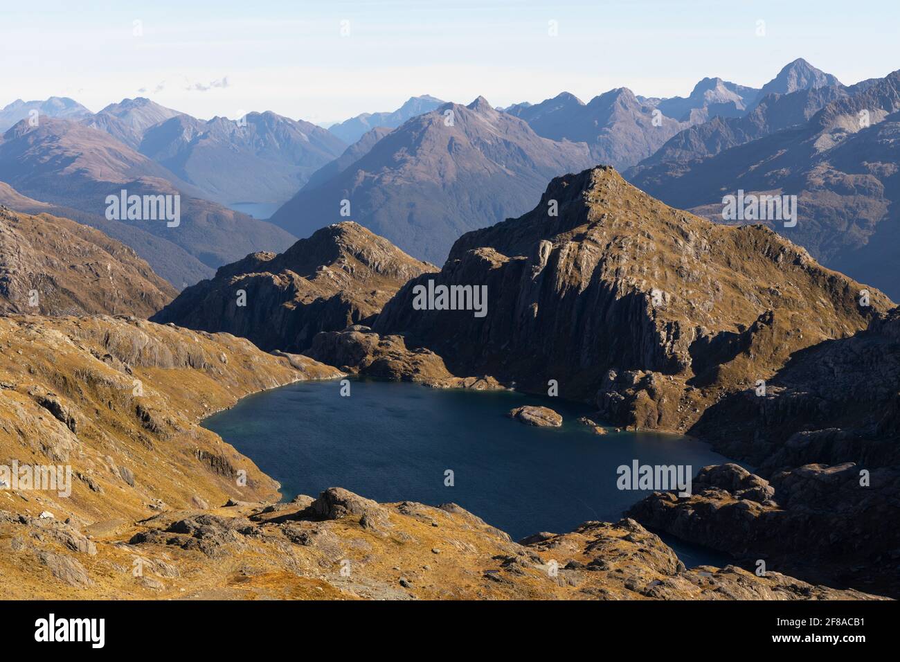 Lago alpino - Lago Wilson, Nuova Zelanda Foto Stock
