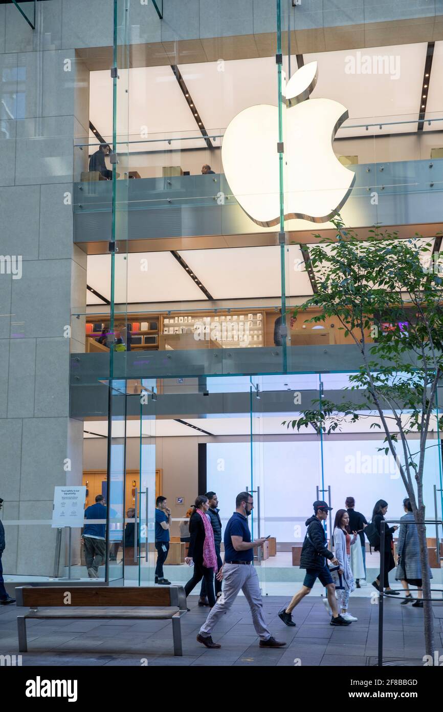 Negozio di punta della tecnologia Apple in George Street, nel centro di Sydney, NSW, Australia Foto Stock