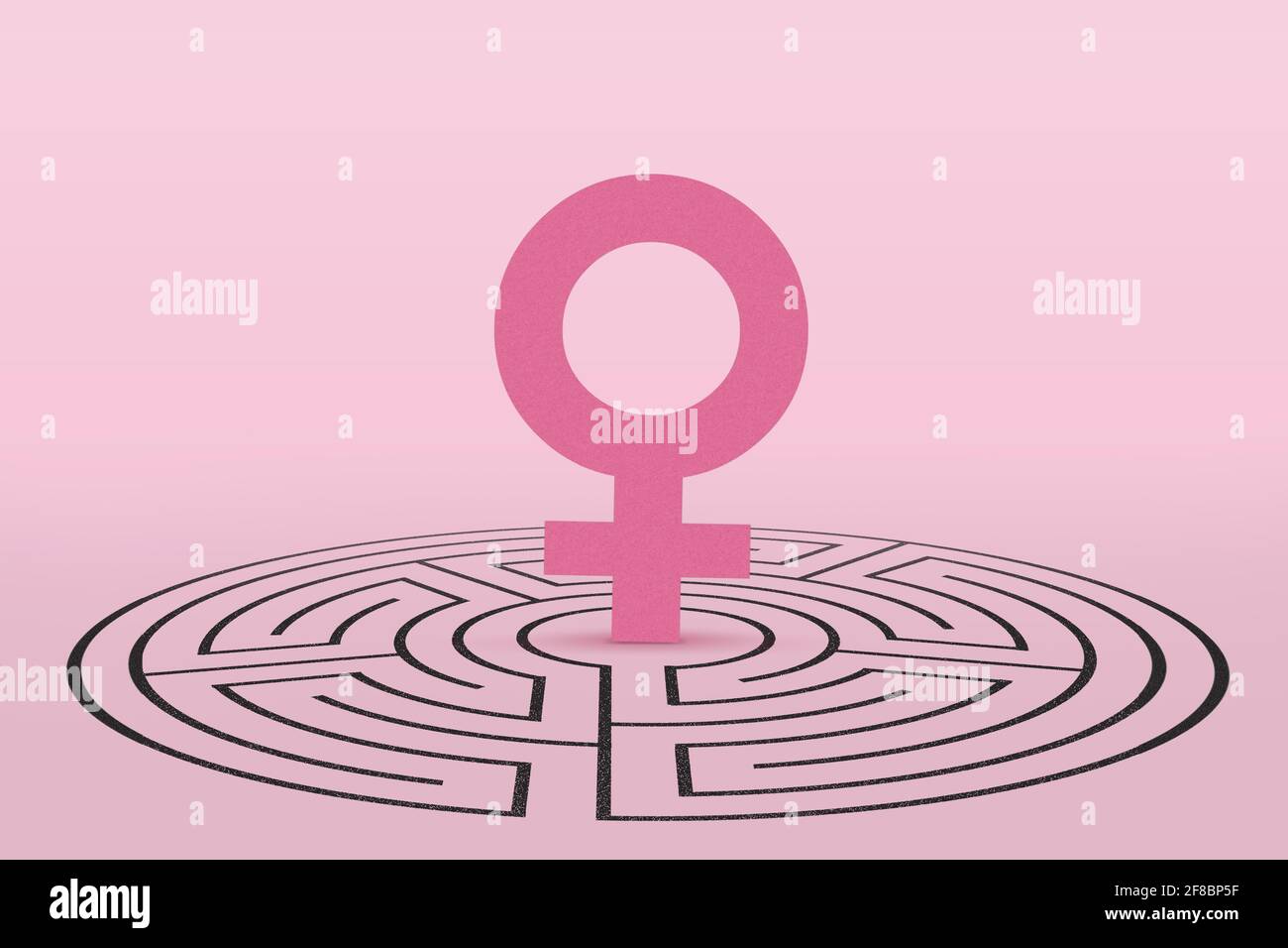 Simbolo femminile in un labirinto - concetto di donna e. psicologia Foto Stock