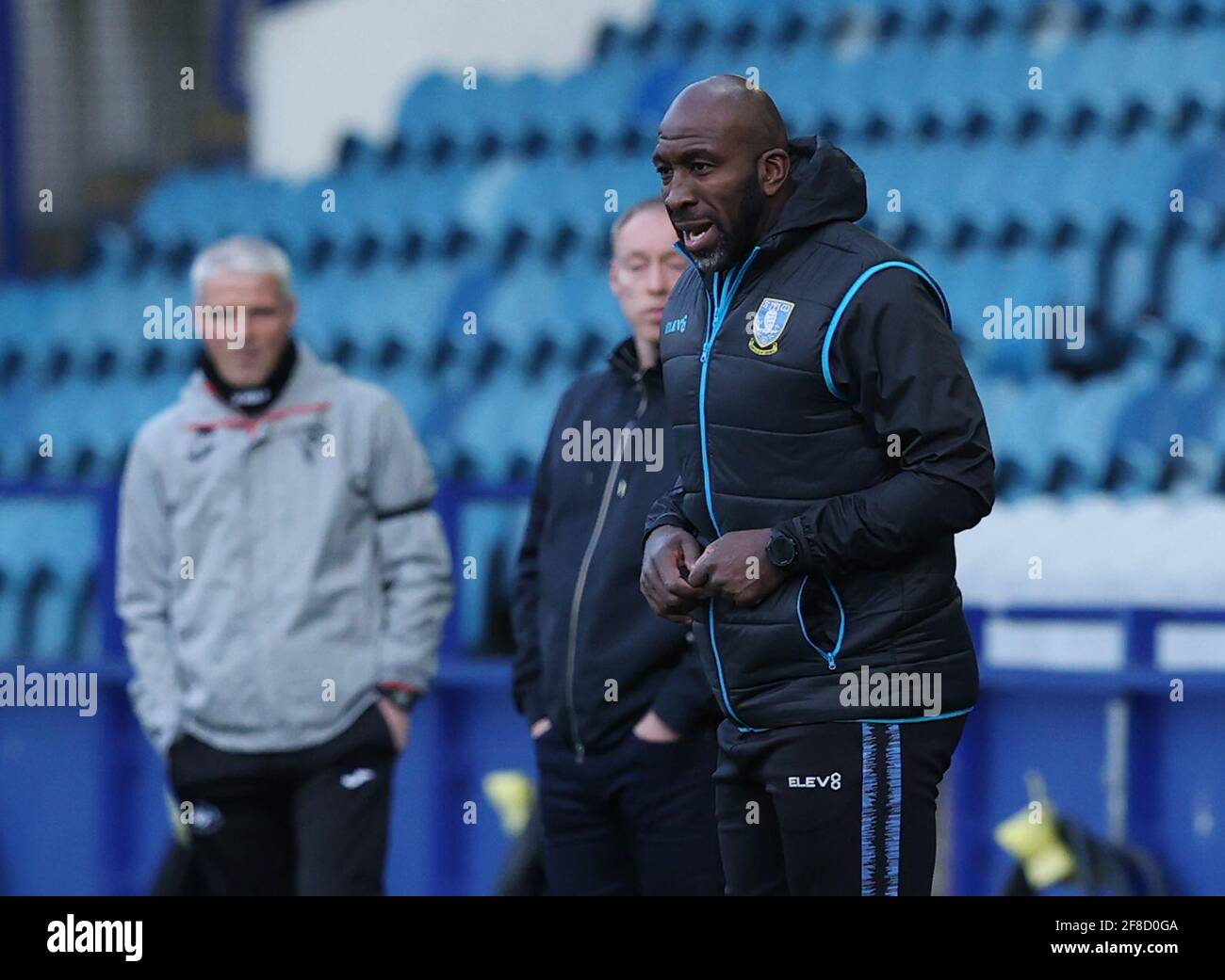 Sheffield, Inghilterra, 13 aprile 2021. Darren Moore manager di Sheffield Mercoledì durante la partita Sky Bet Championship a Hillsborough, Sheffield. L'immagine di credito dovrebbe essere: John Clifton / Sportimage Foto Stock