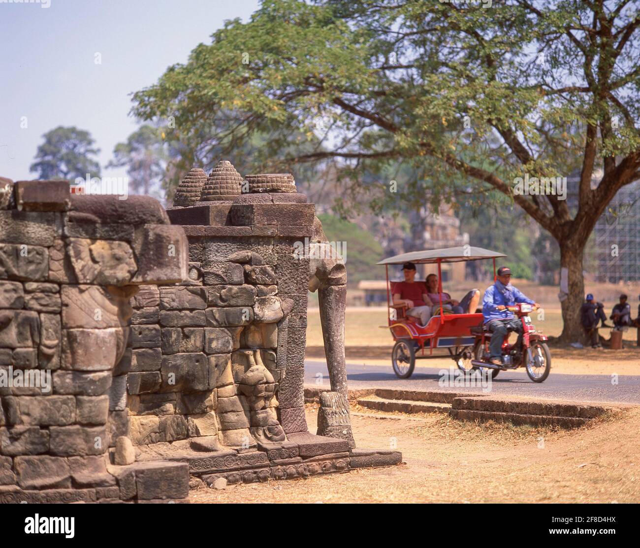 Terrazza degli Elefanti, Angkor Thom, Siem Reap, Regno di Cambogia Foto Stock