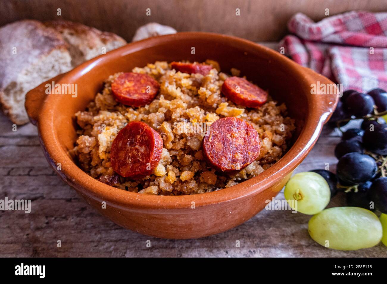 Cucina spagnola, Migas Manchegas . Foto Stock