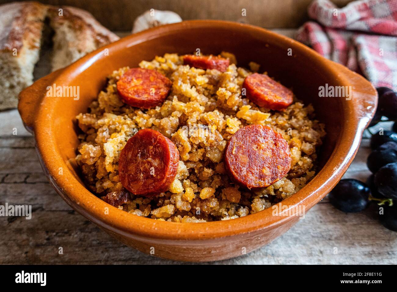 Cucina spagnola, Migas Manchegas . Foto Stock