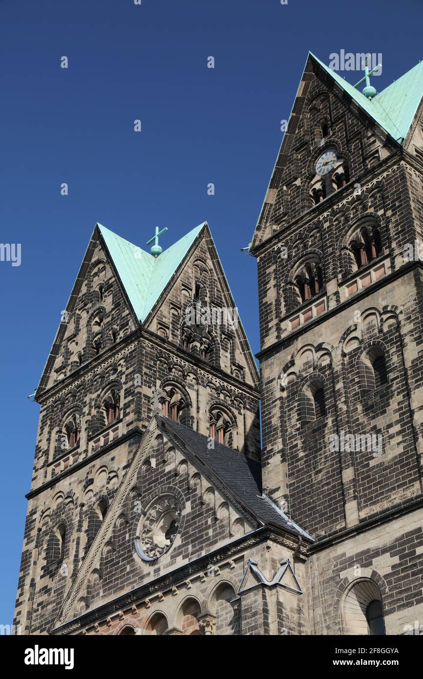 Krefeld città in Germania. Chiesa cattolica di San Giuseppe (S. Josef) nel distretto di Stadtmitte. Foto Stock