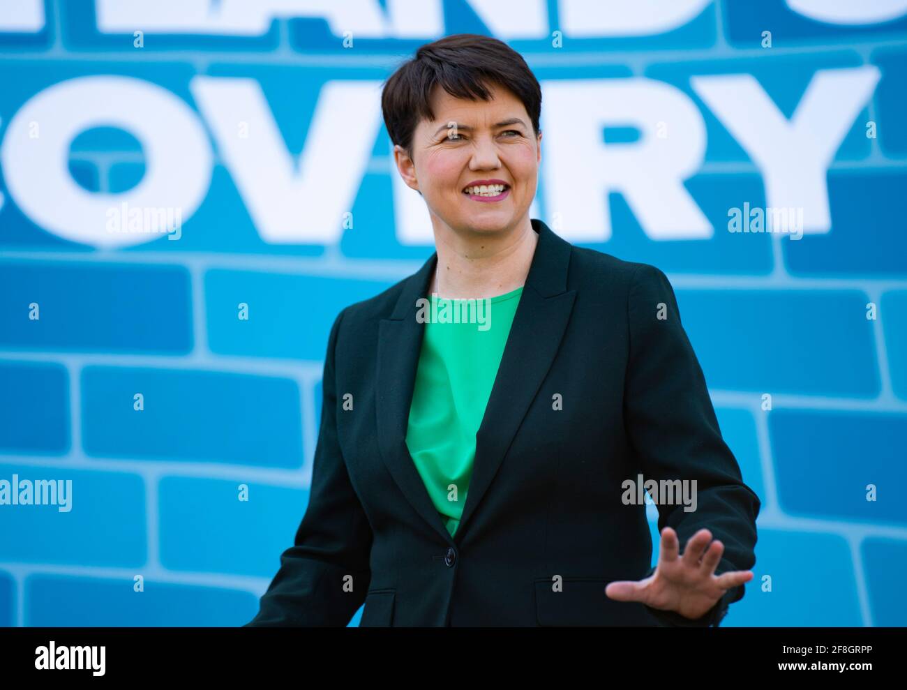 Edimburgo, Scozia, Regno Unito. 14 aprile 2021. Il leader dei conservatori scozzesi Douglas Ross e Ruth Davidson lanciano oggi a Edimburgo la campagna di voto per la lista dei partiti dei conservatori scozzesi. Iain Masterton/Alamy Live News Foto Stock