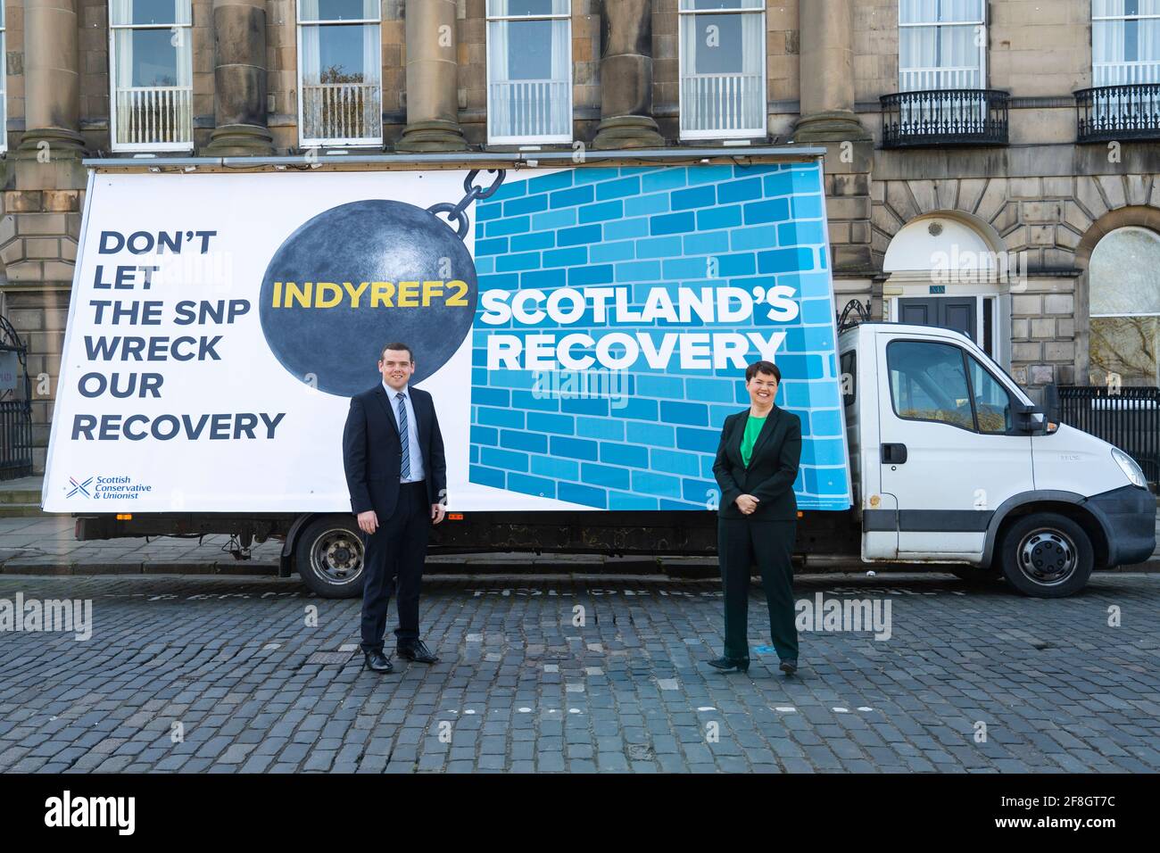 Edimburgo, Scozia, Regno Unito. 14 aprile 2021. Il leader dei conservatori scozzesi Douglas Ross e Ruth Davidson lanciano oggi a Edimburgo la campagna di voto per la lista dei partiti dei conservatori scozzesi. Iain Masterton/Alamy Live News Foto Stock