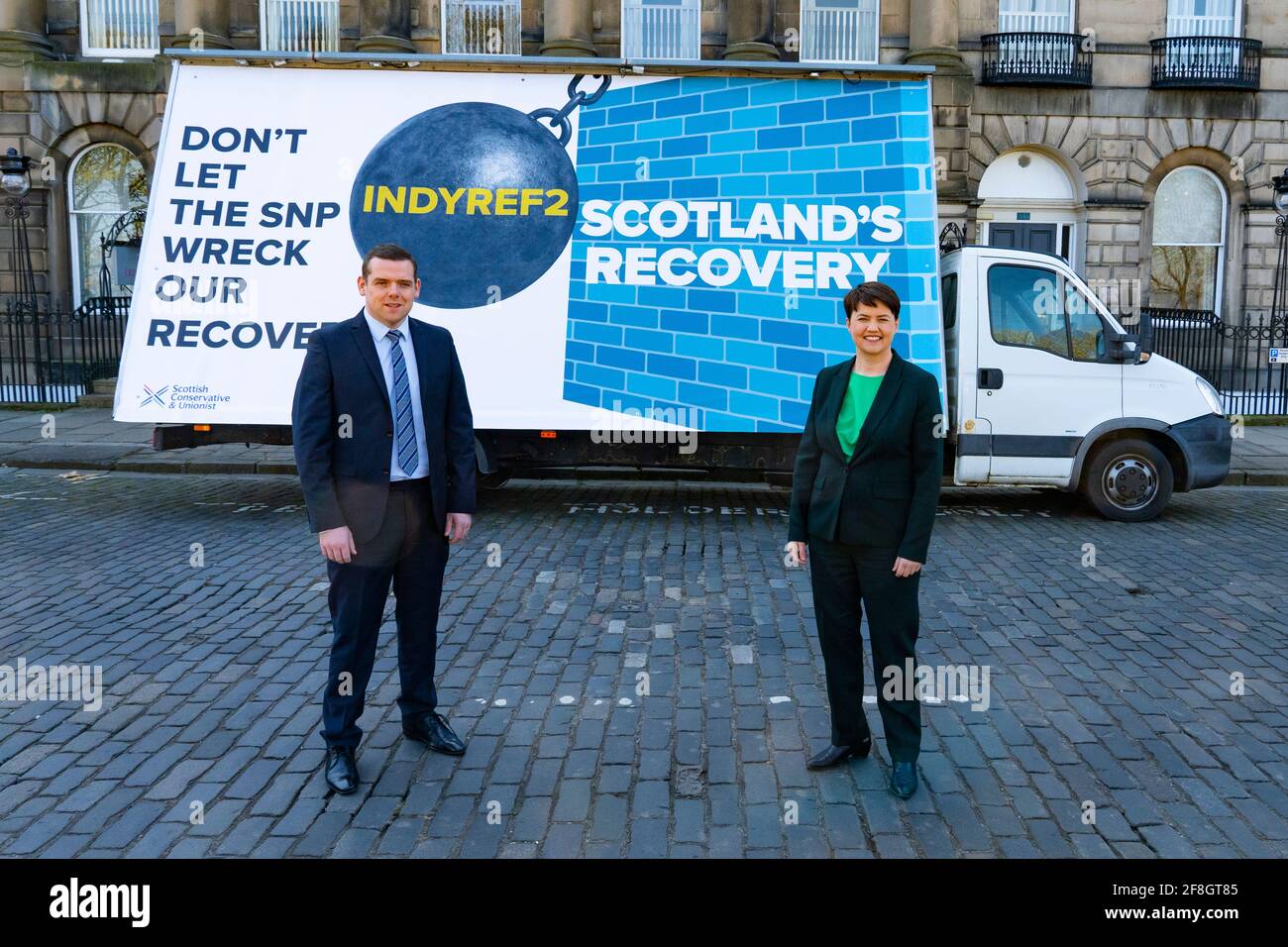 Edimburgo, Scozia, Regno Unito. 14 aprile 2021. Il leader dei conservatori scozzesi Douglas Ross e Ruth Davidson lanciano oggi a Edimburgo la campagna di voto per la lista dei partiti dei conservatori scozzesi. Iain Masterton/Alamy Live News Foto Stock
