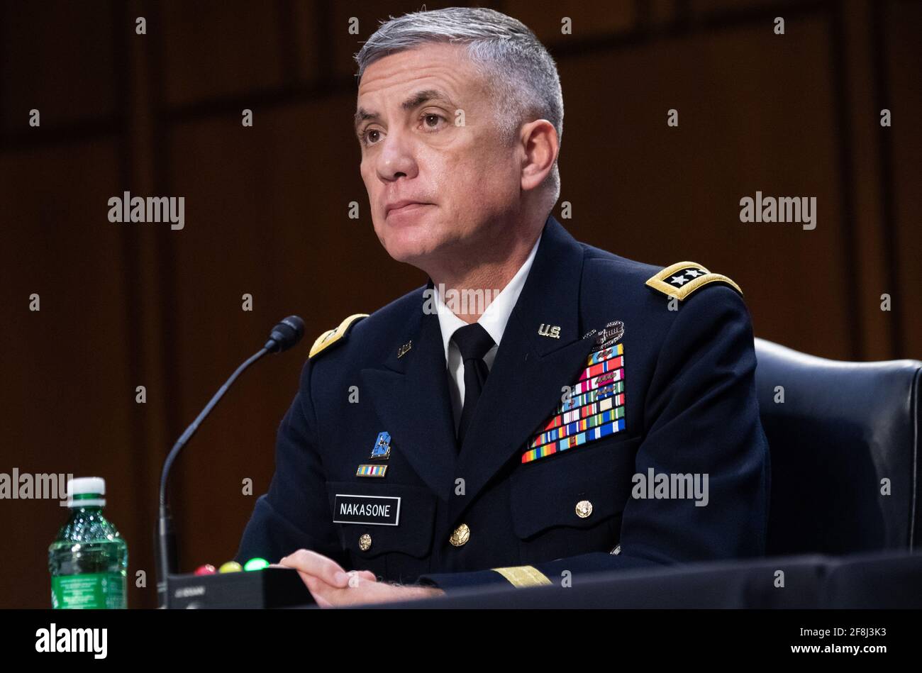 Washington, Stati Uniti. 14 Apr 2021. Paul Nakasone, Direttore Generale dell'Agenzia Nazionale per la sicurezza (NSA), testimonia durante un Comitato di selezione del Senato sull'audizione di intelligence sulle minacce a livello mondiale, a Capitol Hill, Washington, DC, il 14 aprile 2021. Foto della piscina di Saul Loeb/UPI Credit: UPI/Alamy Live News Foto Stock