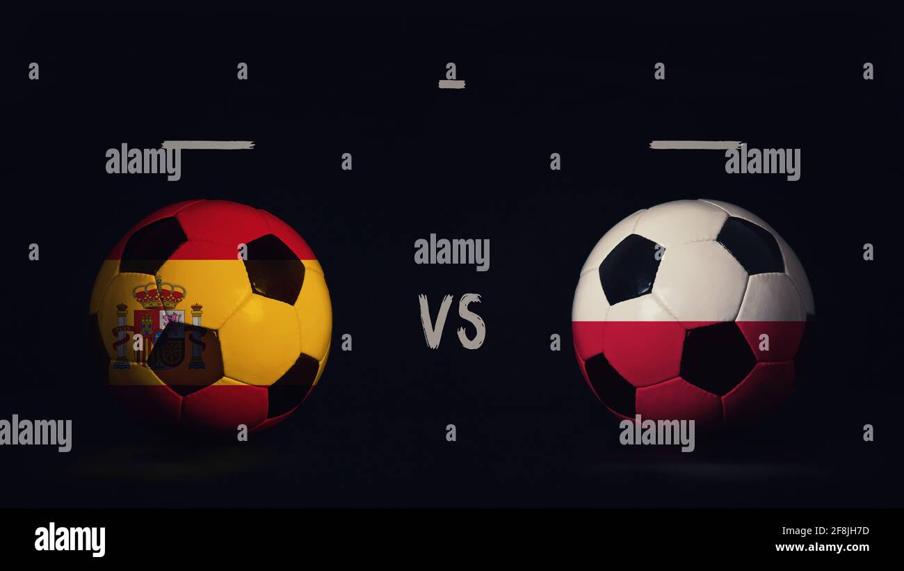Spagna vs Polonia Euro 2020 incontro di calcio annuncio. Due palline da calcio con bandiere di campagna, con infografica della partita, isolate su sfondo nero Foto Stock