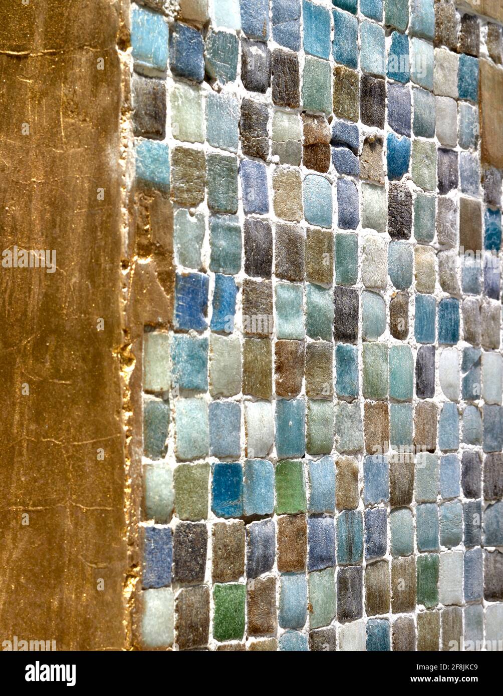 Particolare della parete a mosaico. Córdoba 223, Città del Messico, Messico. Architetto: BAAQ , 2019. Foto Stock