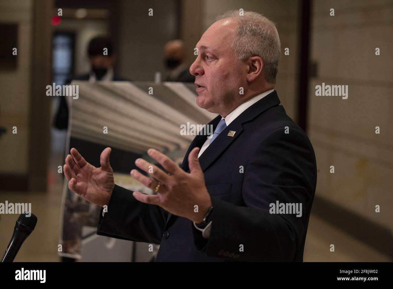 Washington, Stati Uniti. 14 Apr 2021. Il Rep. Steve Scalise (R-LA) ha parlato alla conferenza stampa del Campidoglio degli Stati Uniti a Washington, DC martedì 13 2021 aprile. I membri repubblicani della Camera hanno parlato del loro recente viaggio nel confine meridionale e dell’aumento dei bambini che attraversano il confine negli Stati Uniti. Photo by Tasos Katopodis/UPI Credit: UPI/Alamy Live News Foto Stock