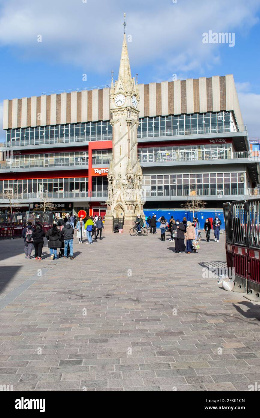 LEICESTER, INGHILTERRA - 3 aprile 2021: Foto della torre dell'orologio Leicester Haymarket Memorial Foto Stock