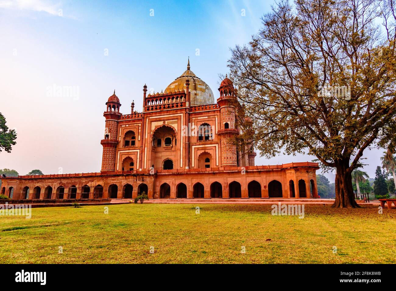 Tomba di Safdarjungs a Delhi. Foto Stock