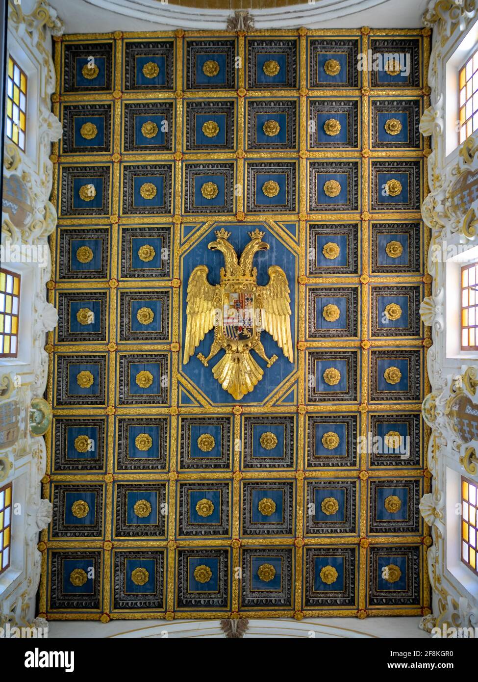 Cattedrale di Agrigento soffitto a cassettoni con blazon con aquila a doppia testa Foto Stock