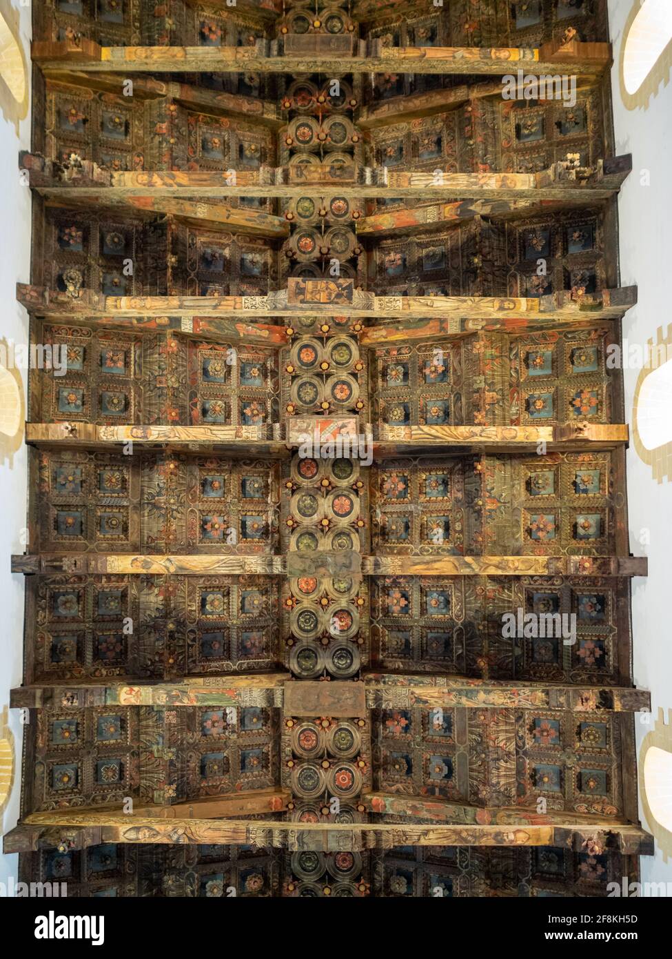 Duomo di Agrigento a navata principale con soffitto in legno Foto Stock