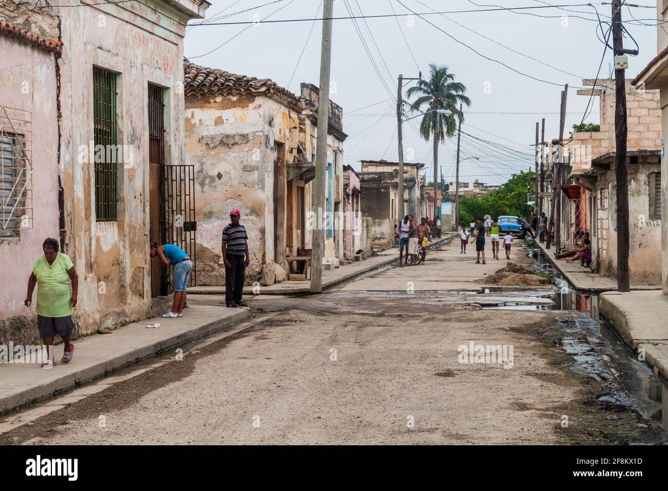 MATANZAS, CUBA - 16 FEBBRAIO 2016: Vita di strada nel centro di Matanzas, Cuba Foto Stock