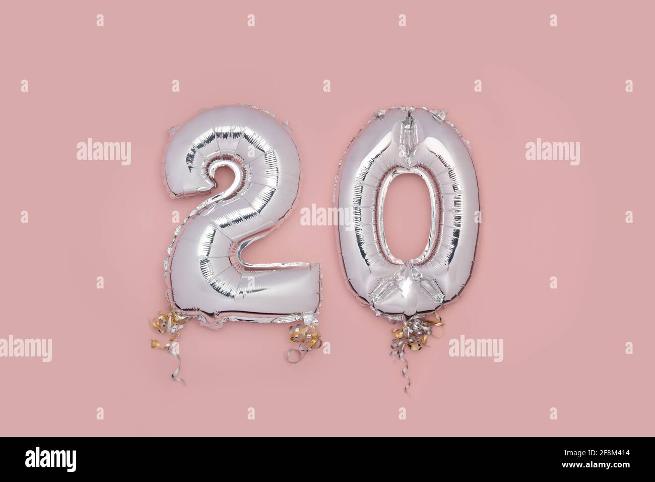 Palloncini con numero d'argento 20 Foto Stock