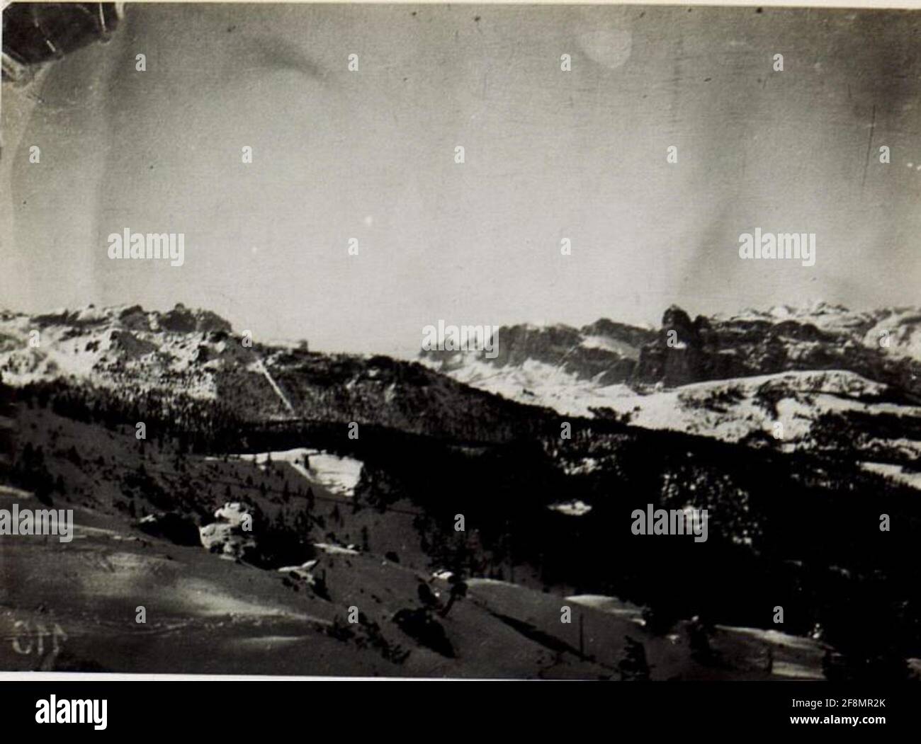 Vista dalla sella della Valparola contro la grande e piccola Valparola. . Foto Stock