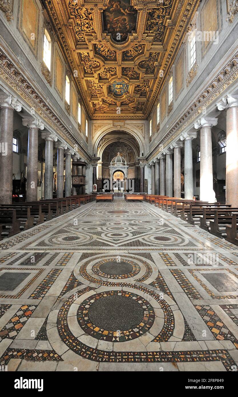 Italia, Roma, Trastevere, chiesa di San Crisogono Foto Stock