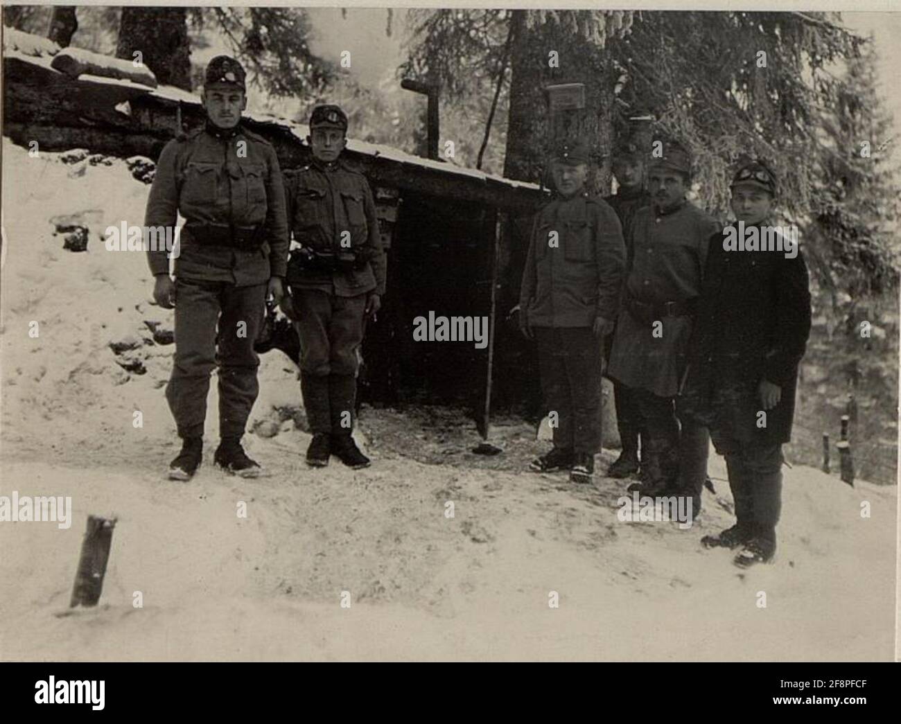 Prassniksattel + 1486. ​​Heating rifugi nelle posizioni. . Foto Stock