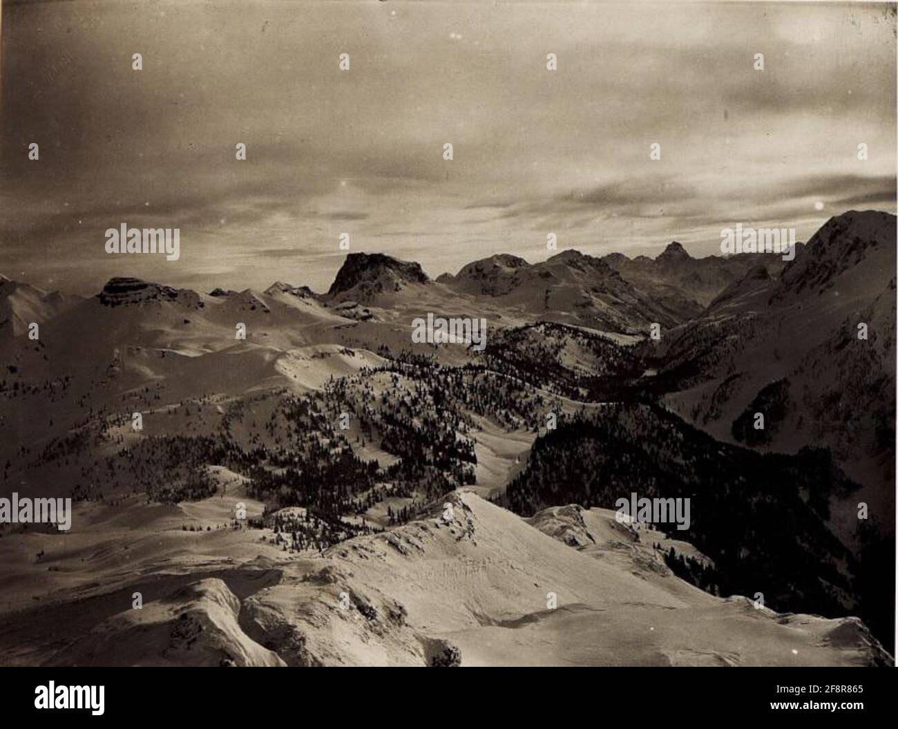 Panorama dell'Osservatorio CIM.v.D.Puartis. . Foto Stock