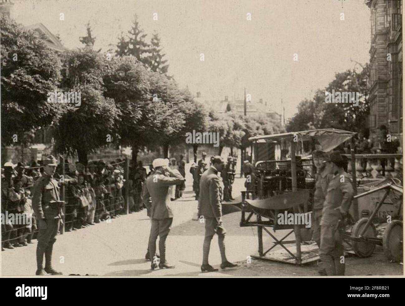 Il giro turistico degli aerei italiani è sceso il 4 luglio 1916. Registrato il 5 luglio 1916.. Foto Stock