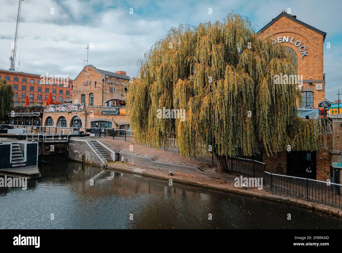 Camden Lock sul Regent's Canal, Camden Town, Londra, Inghilterra Foto Stock