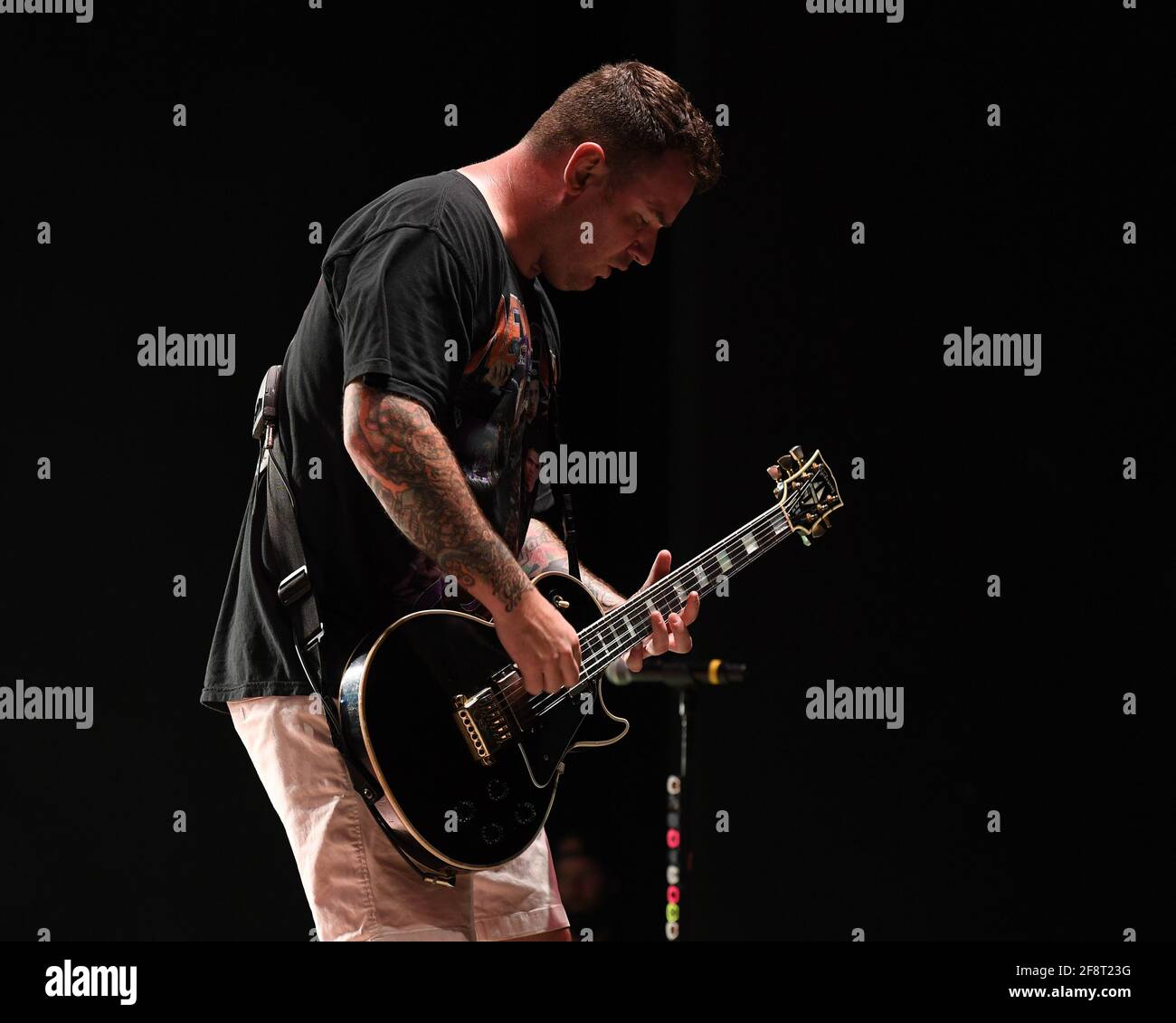 Spiaggia di Delray. Florida, Stati Uniti. 14 Apr 2021. Chad Gilbert di New Found Glory si esibisce presso l'Old School Square Pavilion il 14 aprile 2021 a Delray Beach, Florida. Credit: Mpi04/Media Punclh/Alamy Live News Foto Stock