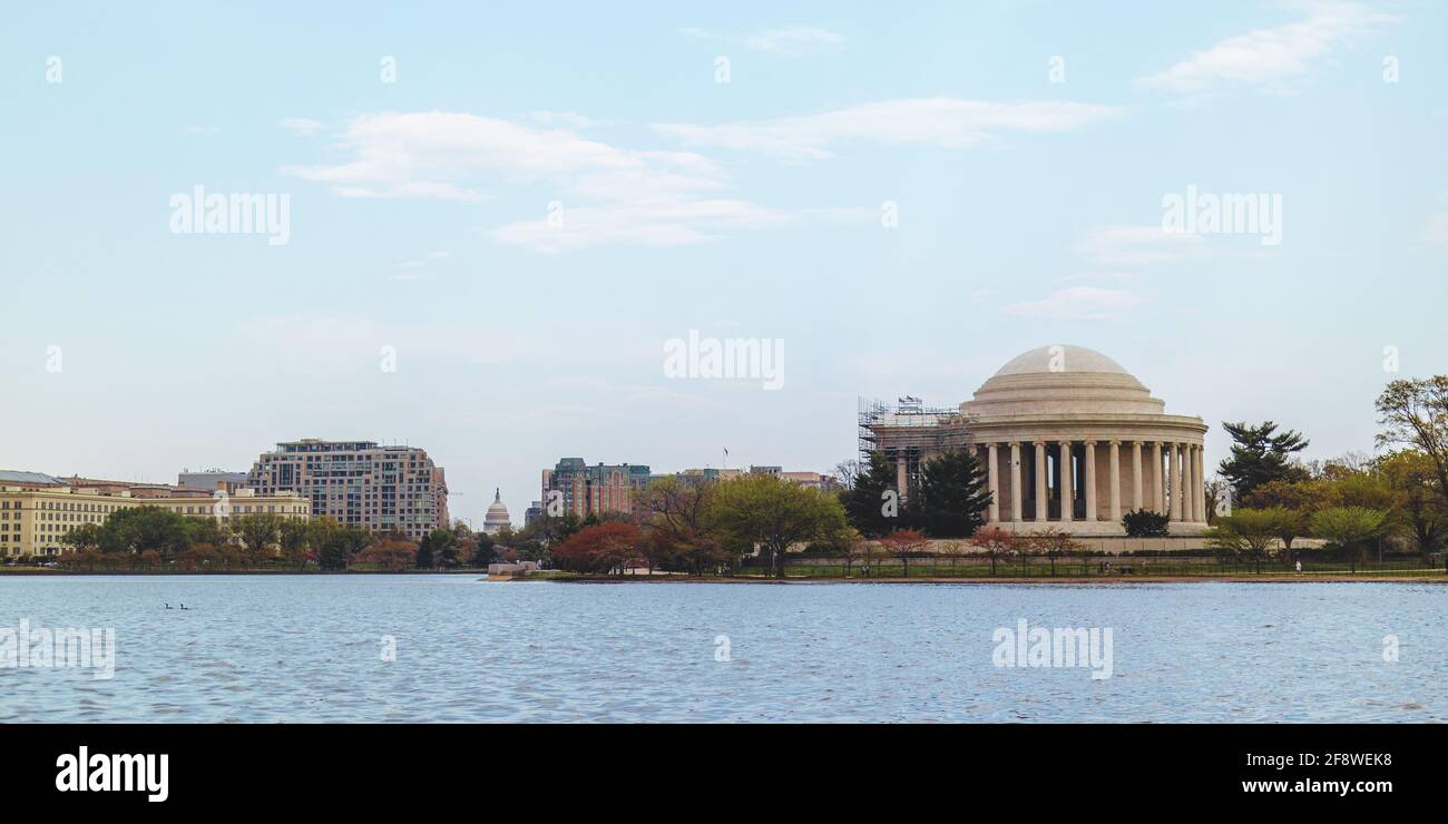 Il Campidoglio degli Stati Uniti e il Jefferson Memorial, Washington, DC. Foto Stock