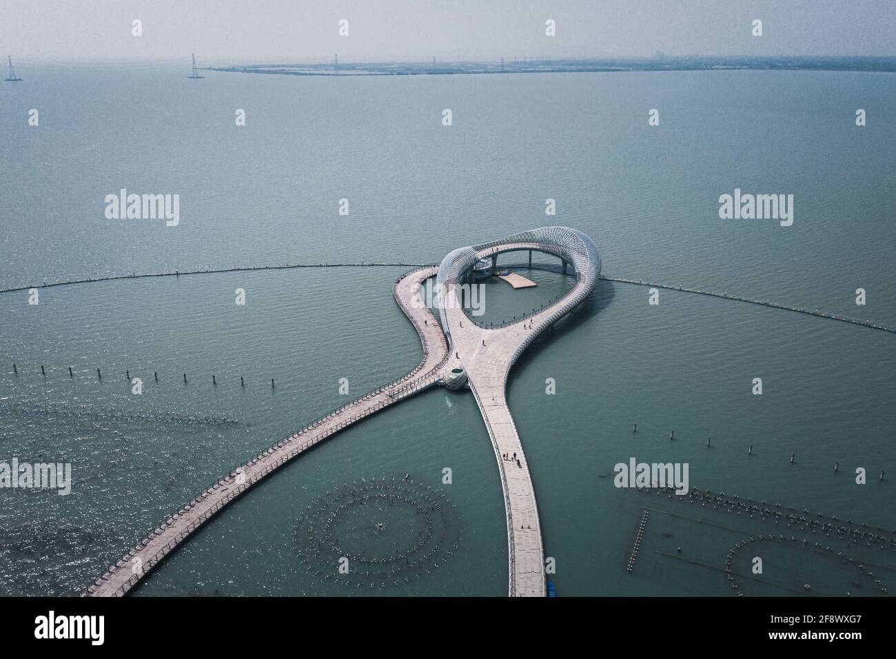 Fotografia aerea della zona turistica di Suzhou Bay Golden Lakeshore, Suzhou Taihu New City District, Suzhou, Cina Foto Stock