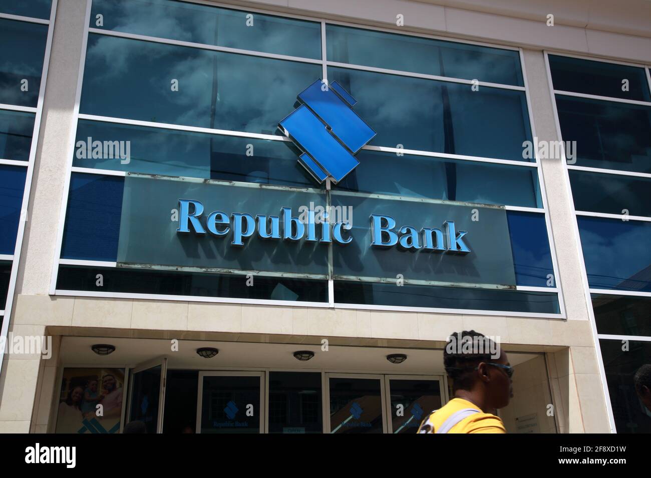 St george's Grenada segno della Republic Bank Foto Stock