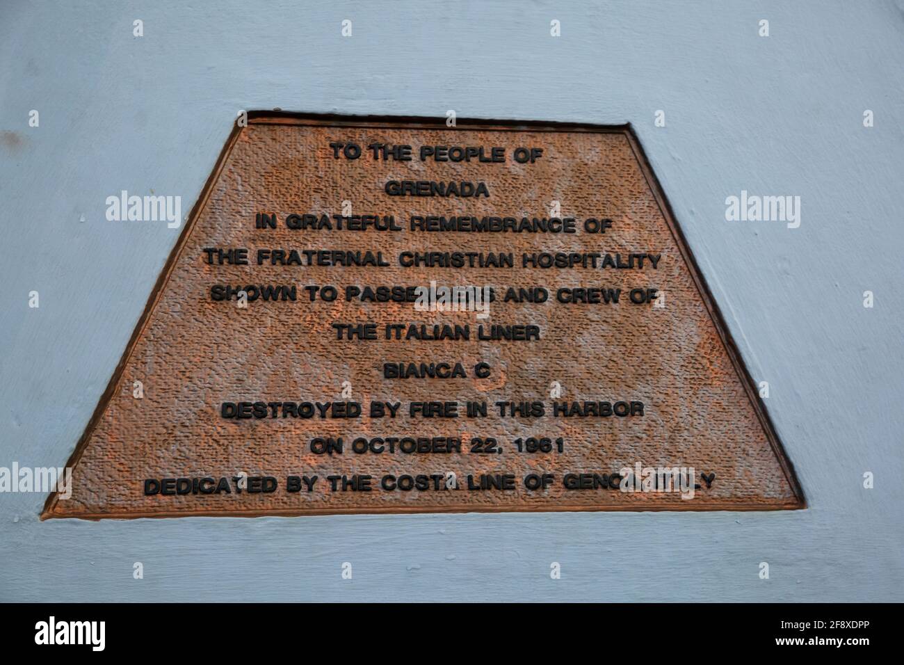 St George's Grenada la statua di Gesù Cristo Carenage dato Al popolo di Grenada da parte della gente di Genova in Italia e Costa Line proprietari dell'Italia Foto Stock