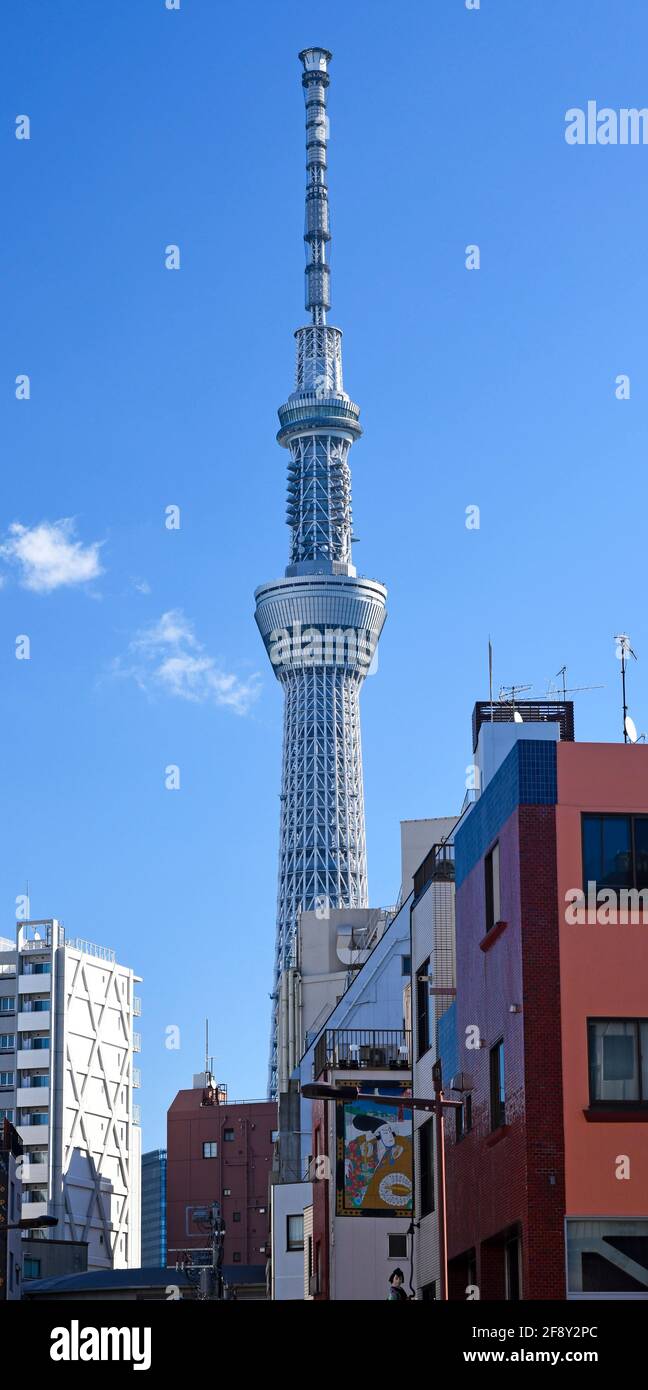 Tokyo Skytree contro il cielo blu, Tokyo, Giappone Foto Stock