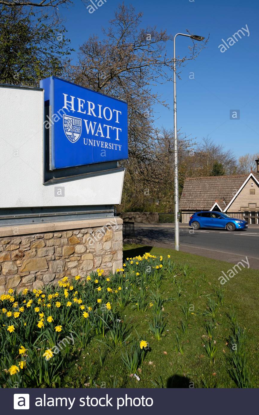Cartello di benvenuto e ingresso alla Heriot-Watt University, campus di Edimburgo, Riccarton, Edimburgo, Scozia Foto Stock