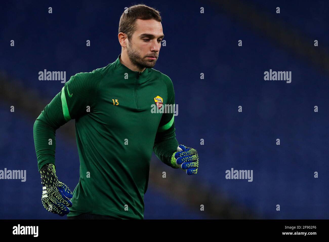 ROMA, ITALIA - APRILE 15: Portiere Pau Lopez DI ROMA durante la finale del quartiere UEFA Europa League: Seconda tappa tra ROMA e Ajax allo Stadio Foto Stock