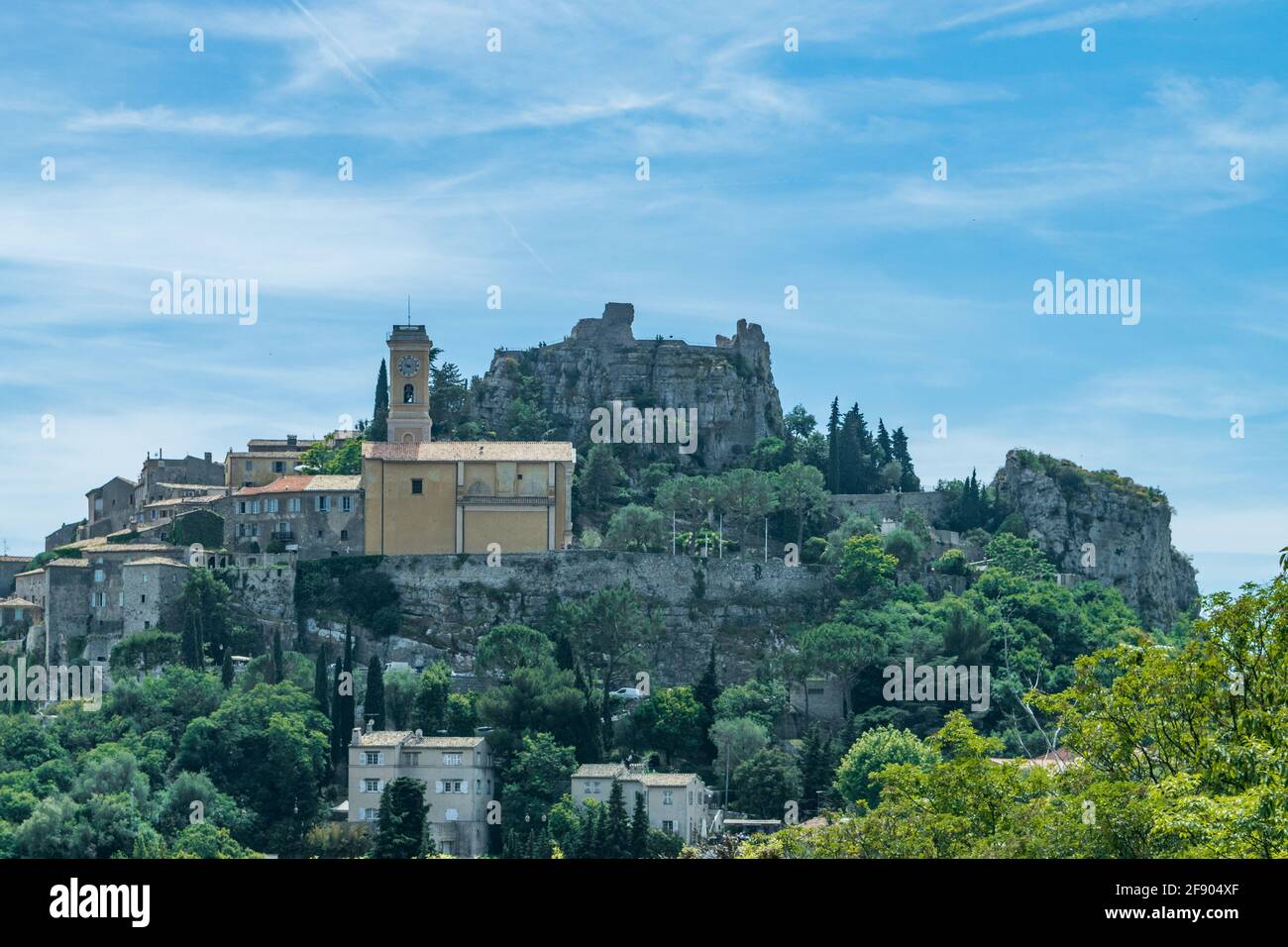 Chiesa nostra Signora dell'Assunzione fu costruita da un architetto italiano Spinelli tra il 1764 e il 1778 a Eze. Eze è un piccolo villaggio antico in Alpes-Maritimes d Foto Stock