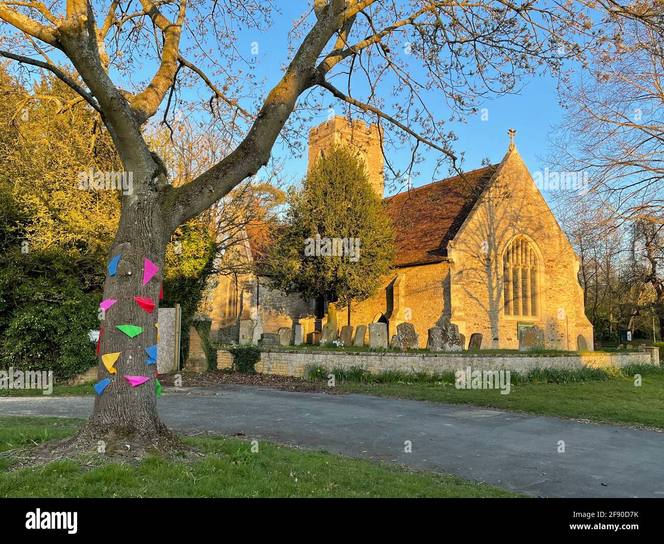Albero della speranza nella chiesa di San Tommaso, Simpson a Milton Keynes. Foto Stock