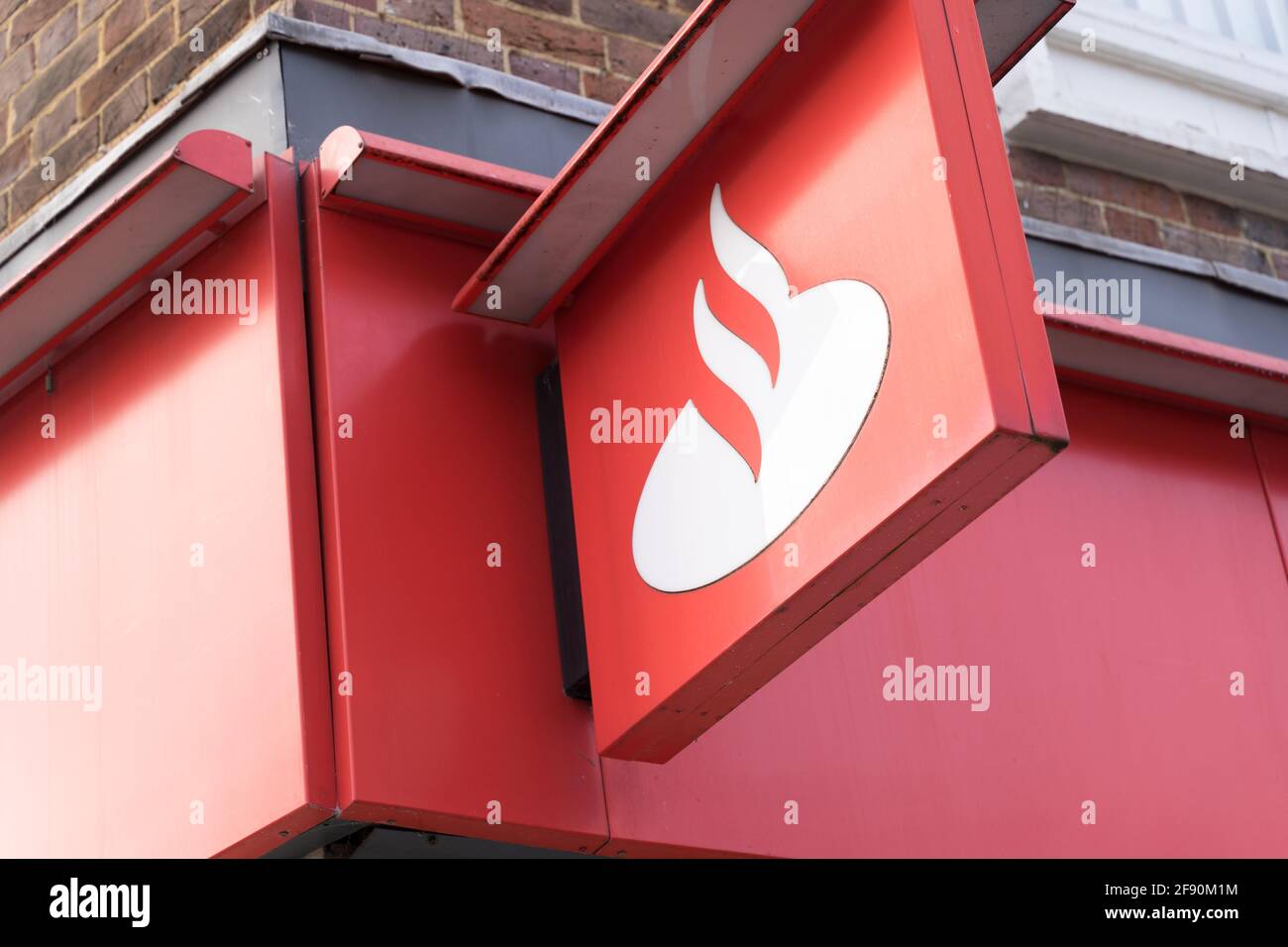 Logo della fiamma Santander, banca, banner, marchio Foto Stock