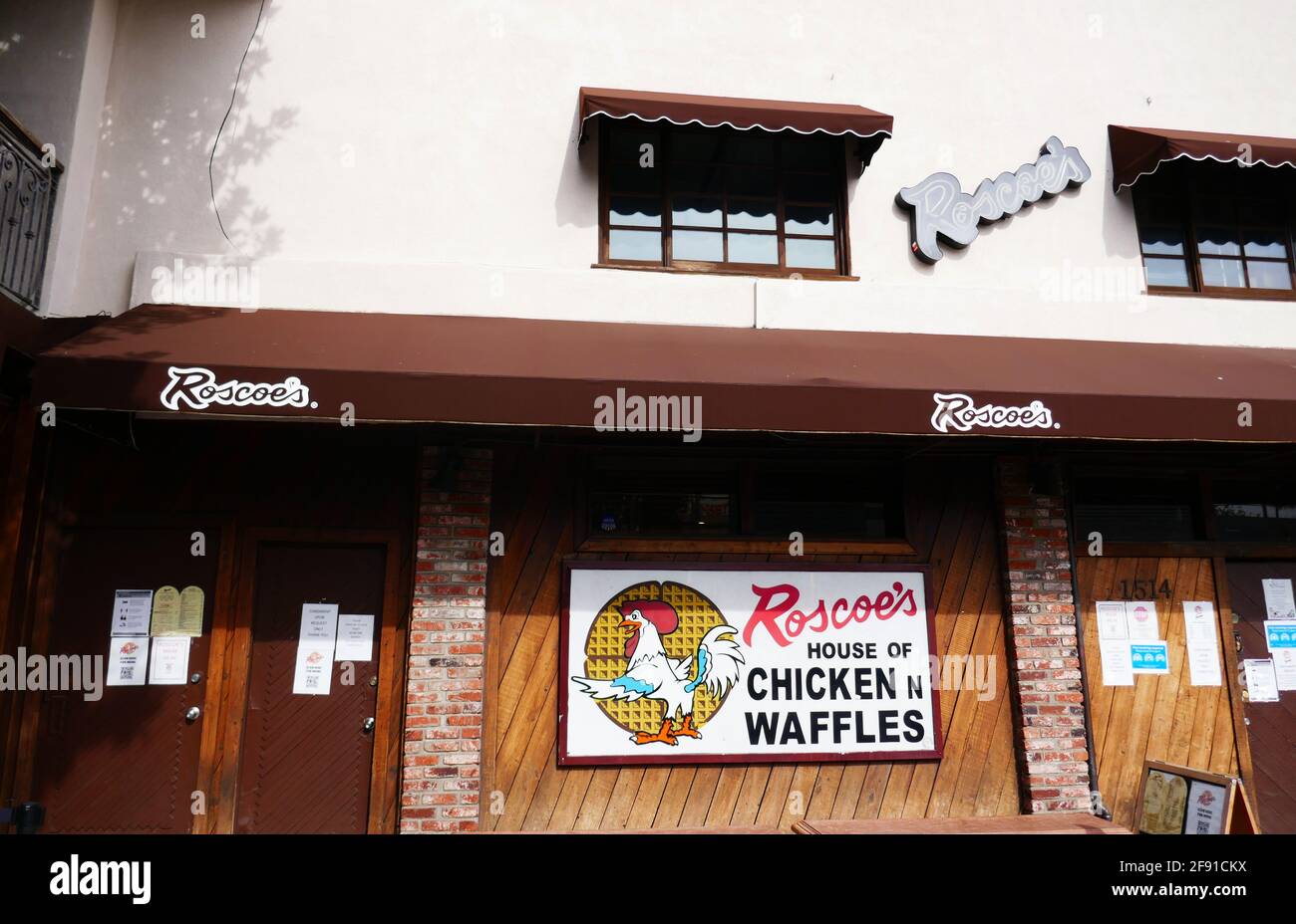 Los Angeles, California, USA 14 aprile 2021 UNA vista generale dell'atmosfera della casa di Roscoe di Chicken N Waffles il 14 aprile 2021 a Los Angeles, California, USA. Foto di Barry King/Alamy Stock foto Foto Stock