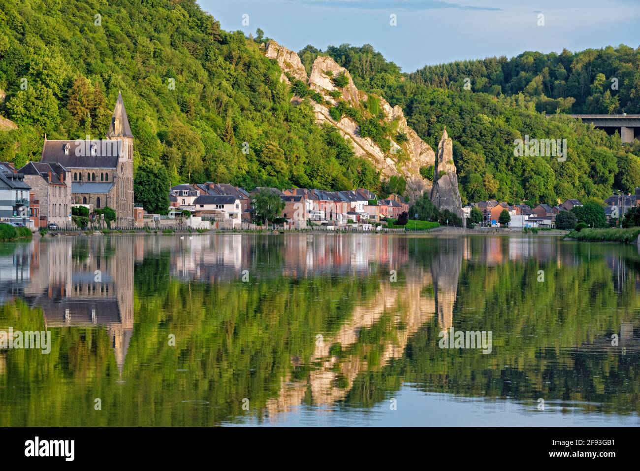 Vista sulla pittoresca città di Dinant. Belgio Foto Stock