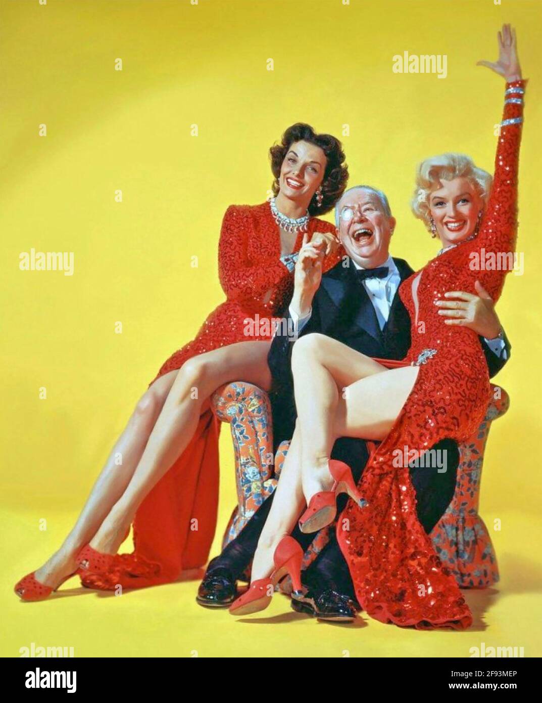 Colleghi preferiscono bionde 1953 XX Century Fox Film con da sinistra: Jane Russell, Charles Coburn, Marilyn Monroe Foto Stock