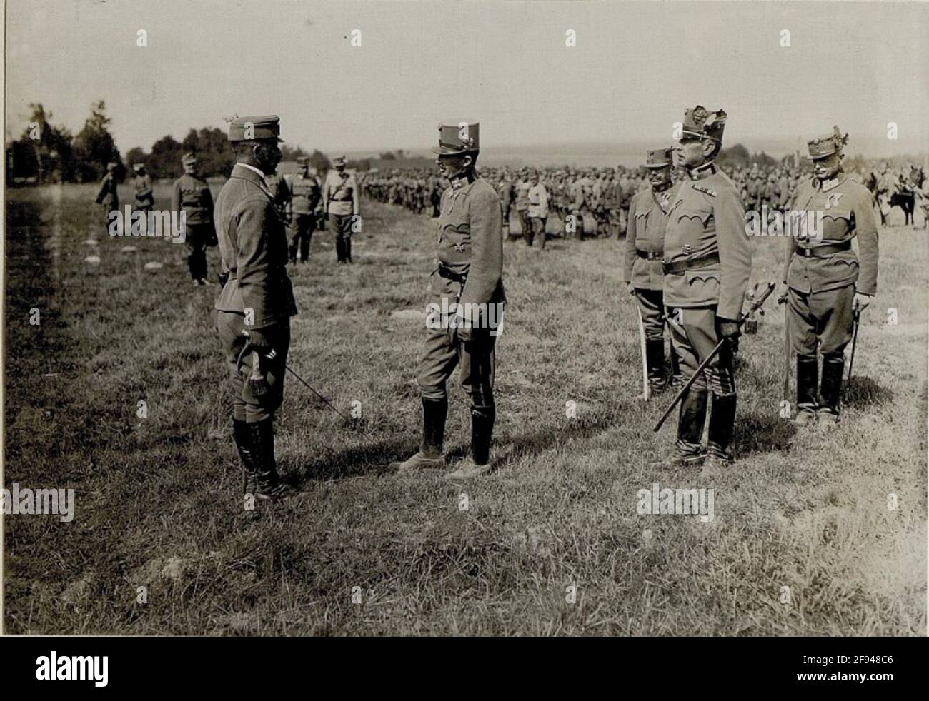 Visita del battaglione di caccia al campo 27 il 4.9.1916 l'arciduca Karl fu dal giugno 1916, comandante superiore di una sottosezione del fronte orientale e comandò diversi eserciti tra Brody e i Carpazi. Come parte di questo comandante, l'arciduca Karl ispezionò le sue unità associate. Foto Stock