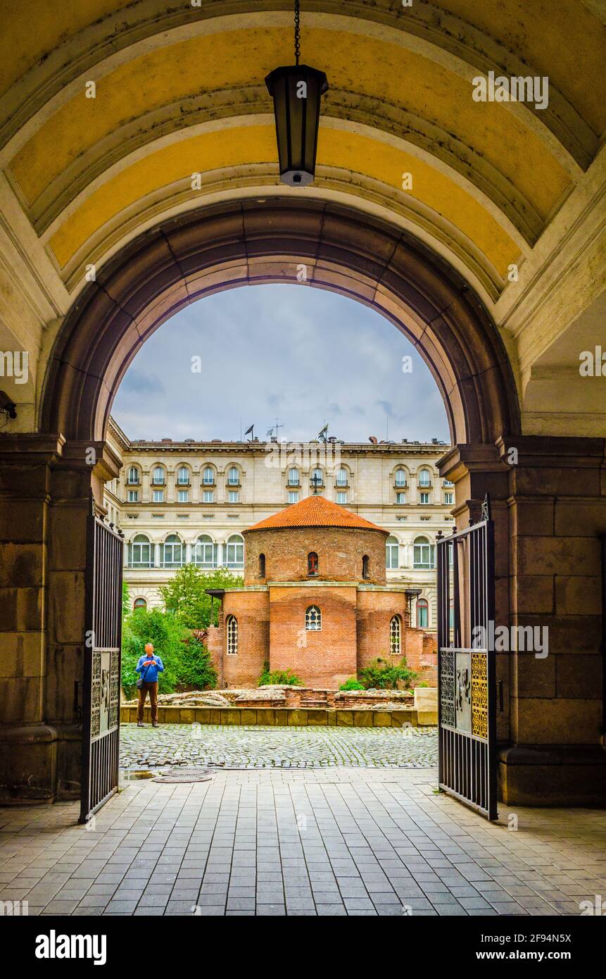 Vista del saino george rotunda a Sofia, Bulgaria. Foto Stock