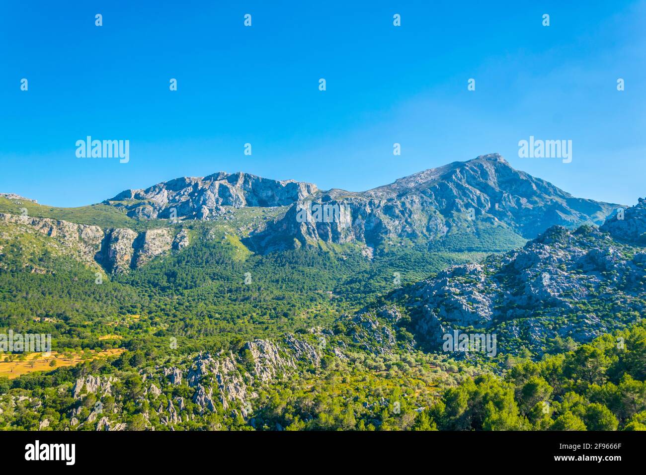 Catena montuosa della Serra Tramuntana a Mallorca, Spagna Foto stock - Alamy
