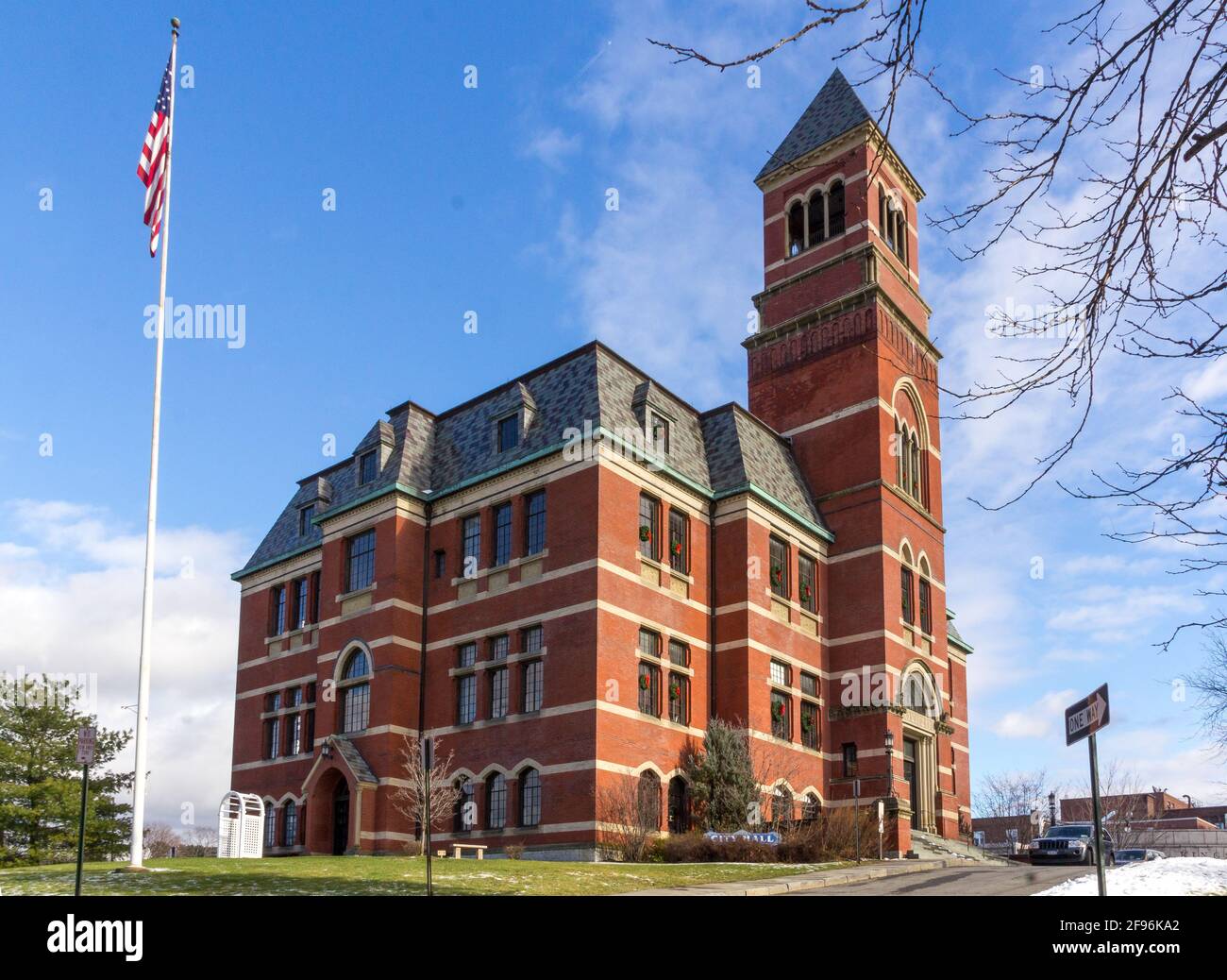 Kingston, NY / Stati Uniti - 31 dicembre 2015: Kingston City Hall Foto Stock